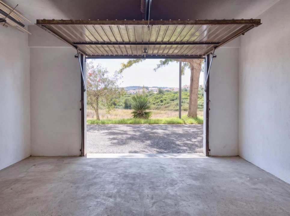 Apartamento T2 para Venda em Rio de Mouro Foto 27