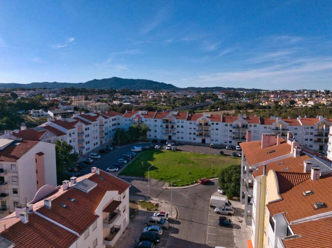 Apartamento T2 para Venda em Rio de Mouro Foto 28