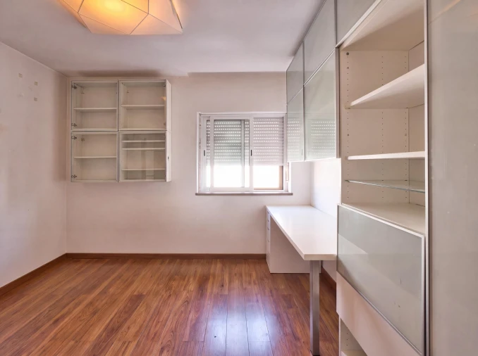 Apartamento T2 para Venda em Rio de Mouro Foto 9