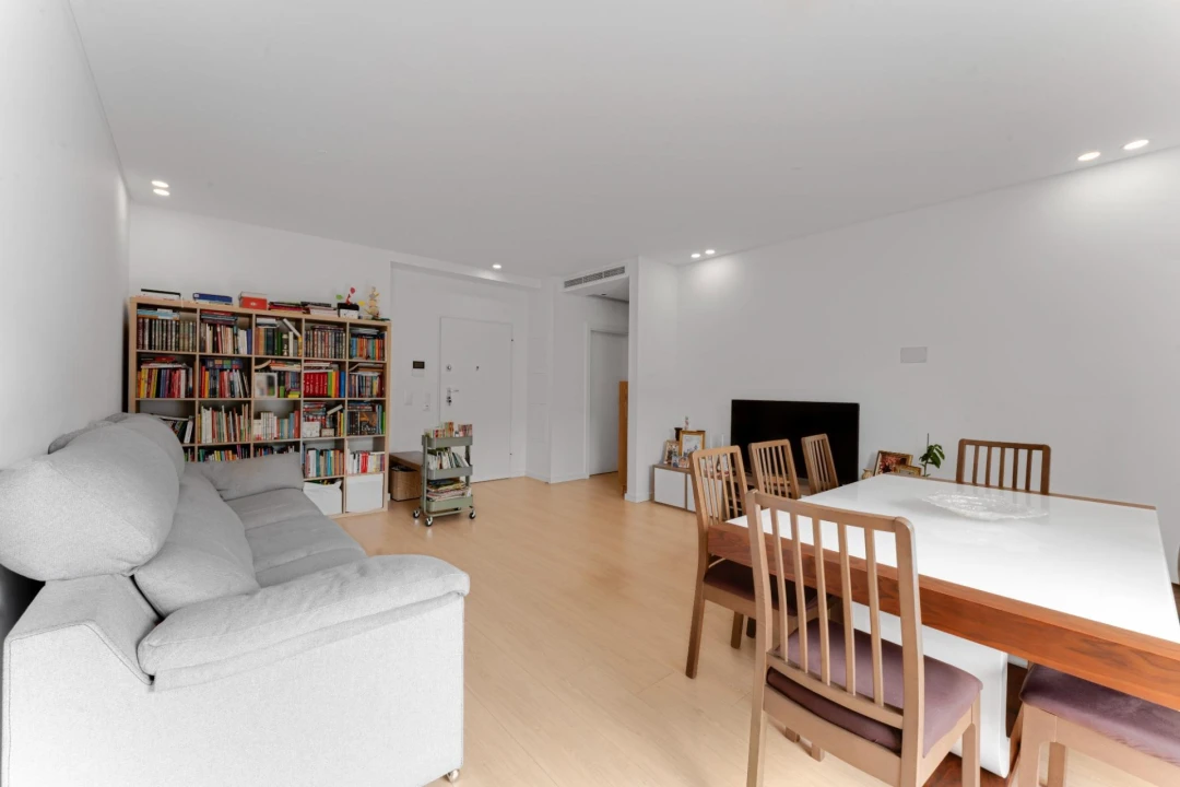 Apartamento T3 para Venda em Loures Foto 3