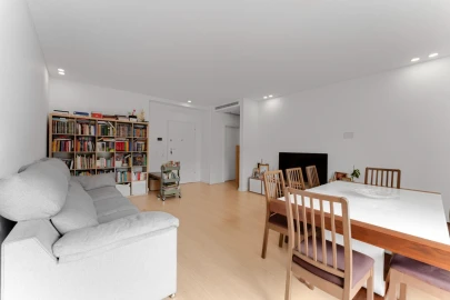 Apartamento T3 para Venda em Loures
