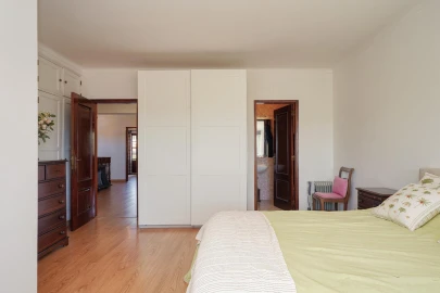 Moradia T4 para Venda em Agualva e Mira-Sintra