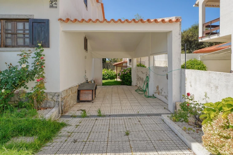 Moradia T4 para Venda em Agualva e Mira-Sintra Foto 37