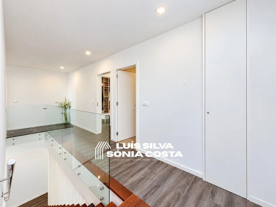 Moradia T3 para Venda em Grijó e Sermonde Foto 19
