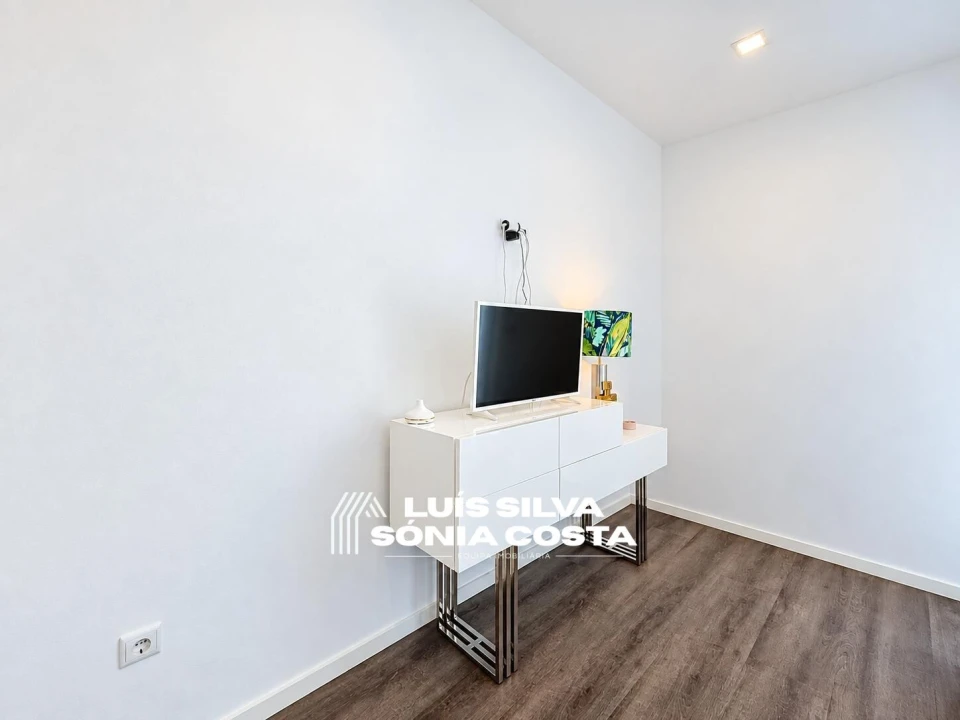 Moradia T3 para Venda em Grijó e Sermonde Foto 22