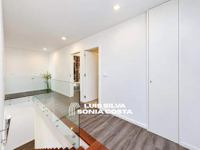 Moradia T3 para Venda em Grijó e Sermonde Foto 19