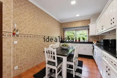Apartamento T3 para Venda em Pombeiro de Ribavizela