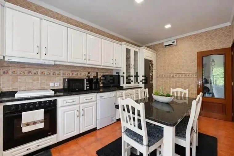 Apartamento T3 para Venda em Pombeiro de Ribavizela Foto 13
