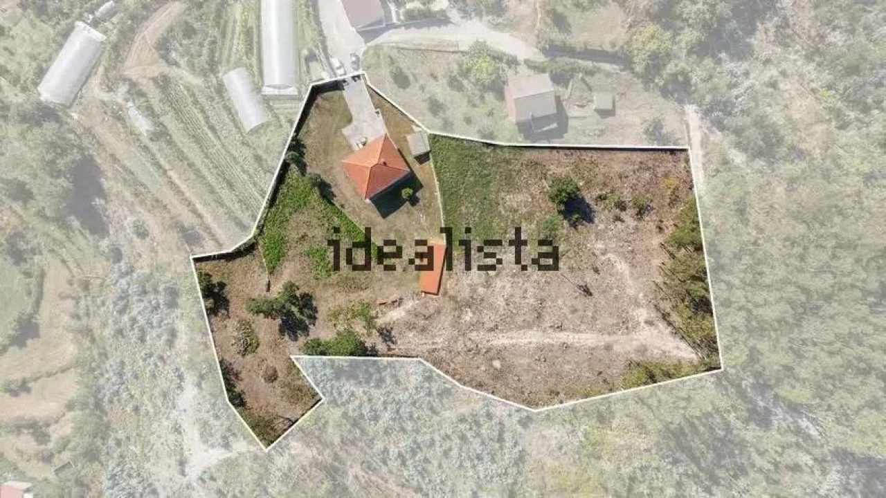 Moradia T3 para Venda em Calvos e Frades Foto 2