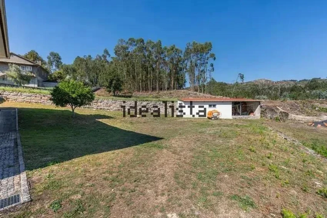 Moradia T3 para Venda em Calvos e Frades Foto 37