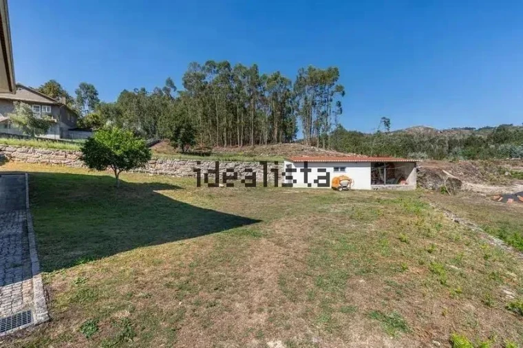 Moradia T3 para Venda em Calvos e Frades Foto 37