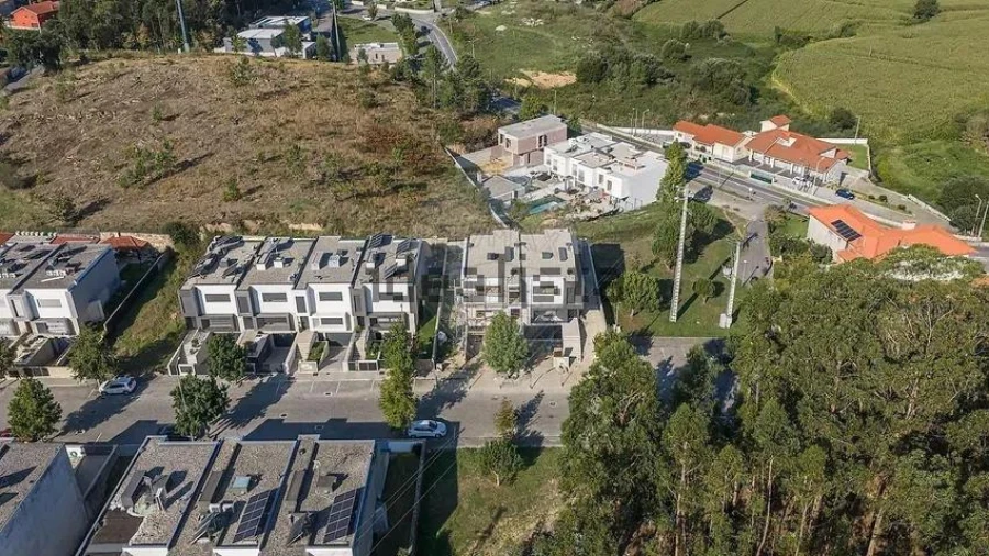 Moradia T3 para Venda em Martim Foto 30