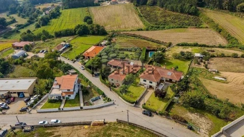 Moradia T4 para Venda em Sequeade e Bastuço (São João e Santo Estêvão)