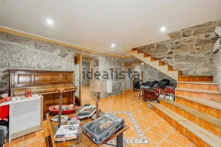 Moradia T4 para Venda em Sequeade e Bastuço (São João e Santo Estêvão) Foto 15
