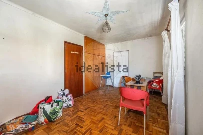 Moradia T3 para Venda em Sobradelo da Goma