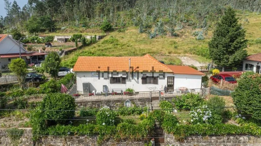 Moradia T2 para Venda em Ferreiros