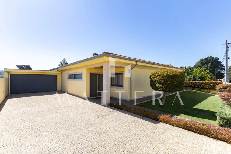 Moradia T3 para Venda em Grijó e Sermonde Foto 3