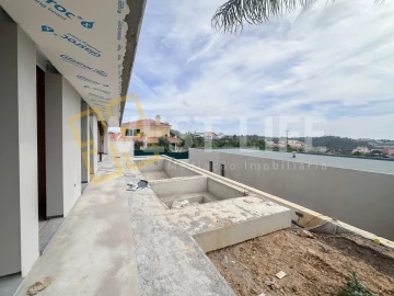Moradia T3 para Venda em Mafra