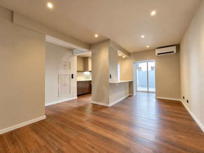 Apartamento T2 para Venda em São Vicente Foto 2
