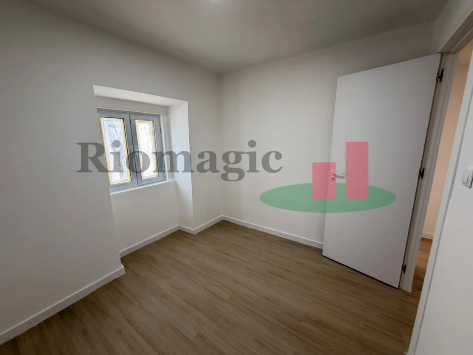 Moradia T2 para Venda em São João da Ribeira e Ribeira de São João Foto 15
