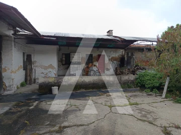 Moradia T4 para Venda em Requeixo, Nossa Senhora de Fátima e Nariz