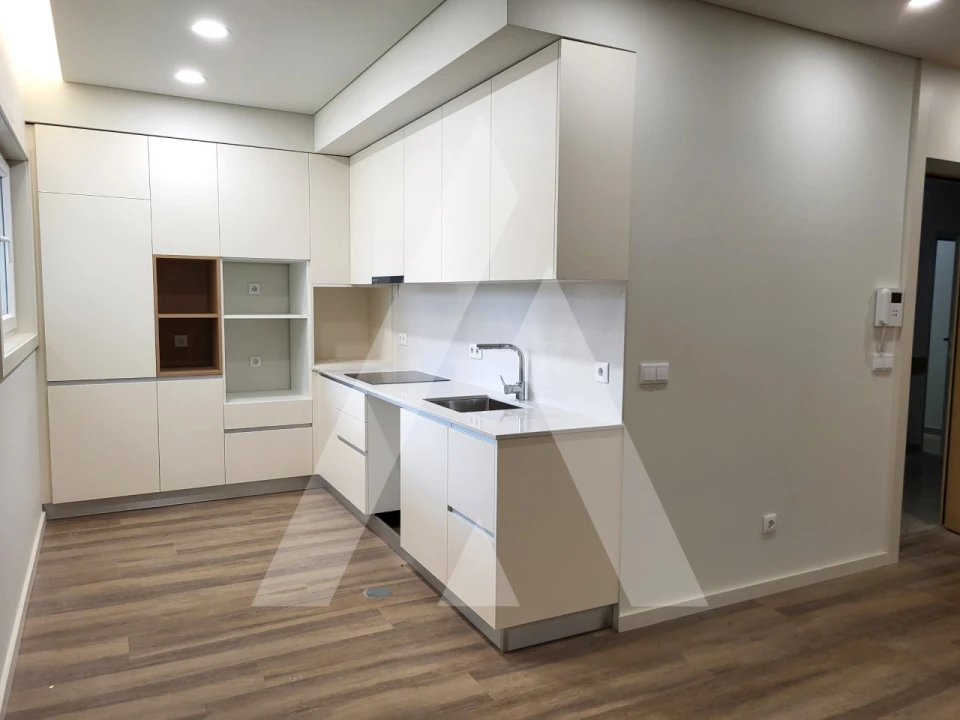 Apartamento T3 para Venda em Viseu Foto 3
