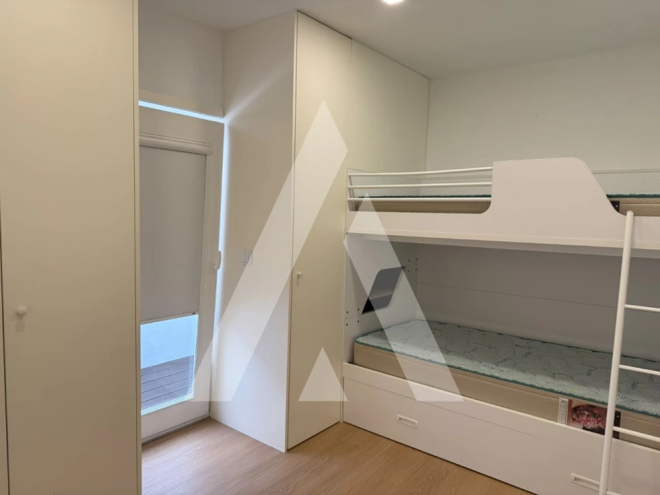 Apartamento T3 para Arrendamento em Santa Maria Maior e Monserrate e Meadela Foto 25