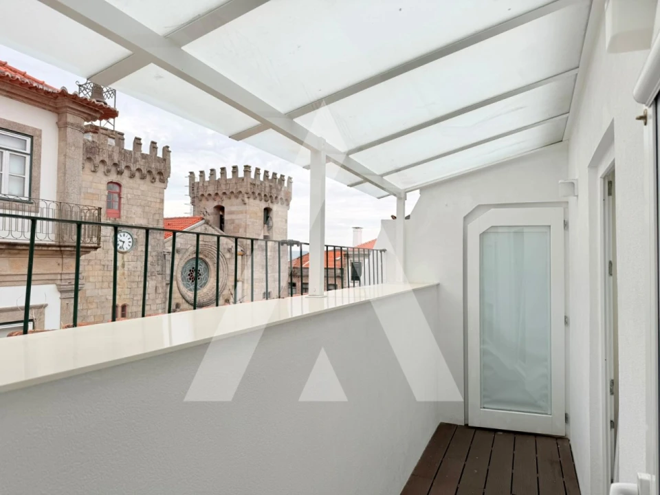 Apartamento T3 para Arrendamento em Santa Maria Maior e Monserrate e Meadela Foto 34