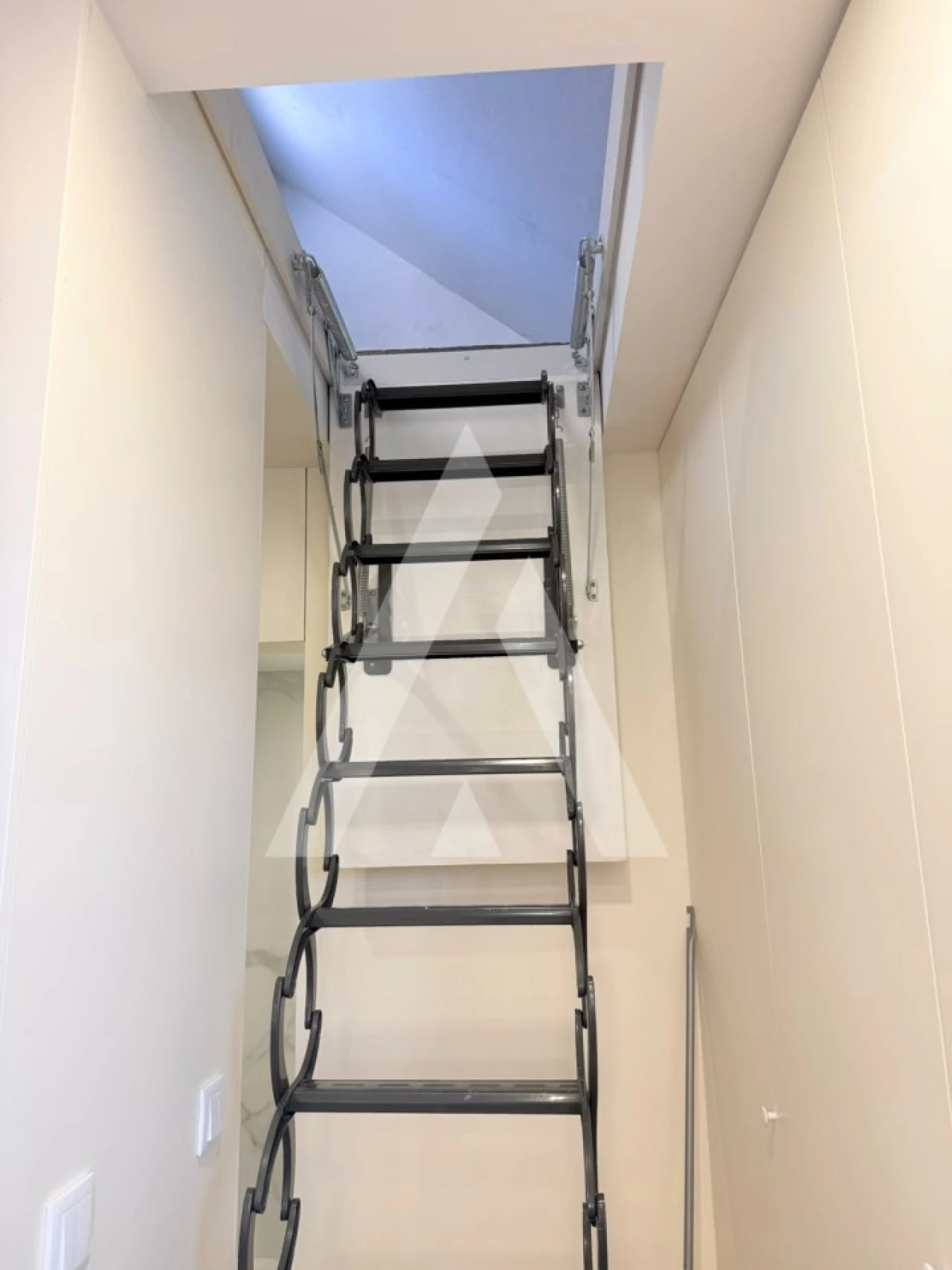 Apartamento T3 para Arrendamento em Santa Maria Maior e Monserrate e Meadela Foto 36