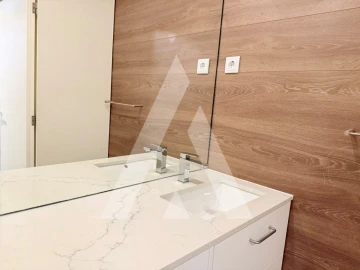 Apartamento T3 para Arrendamento em Santa Maria Maior e Monserrate e Meadela