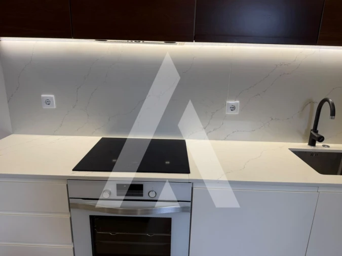 Apartamento T3 para Arrendamento em Santa Maria Maior e Monserrate e Meadela Foto 4