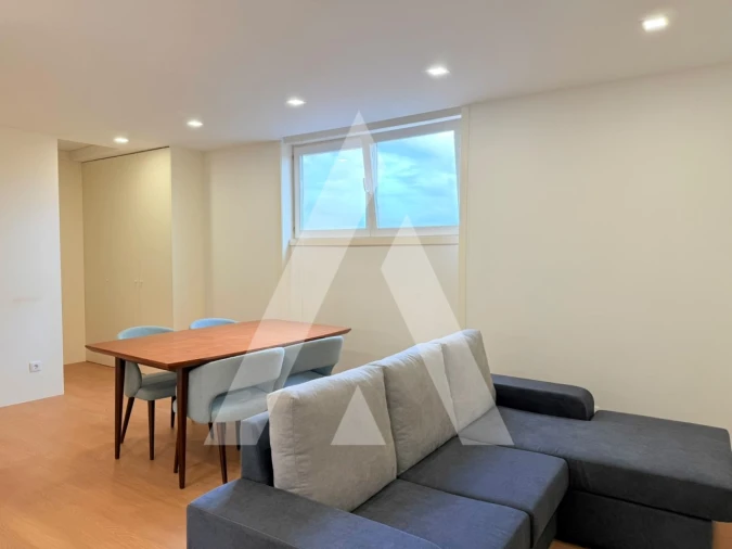 Apartamento T3 para Arrendamento em Santa Maria Maior e Monserrate e Meadela Foto 10