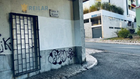 Armazém para Arrendamento em Santa Iria de Azoia, São João da Talha e Bobadela
