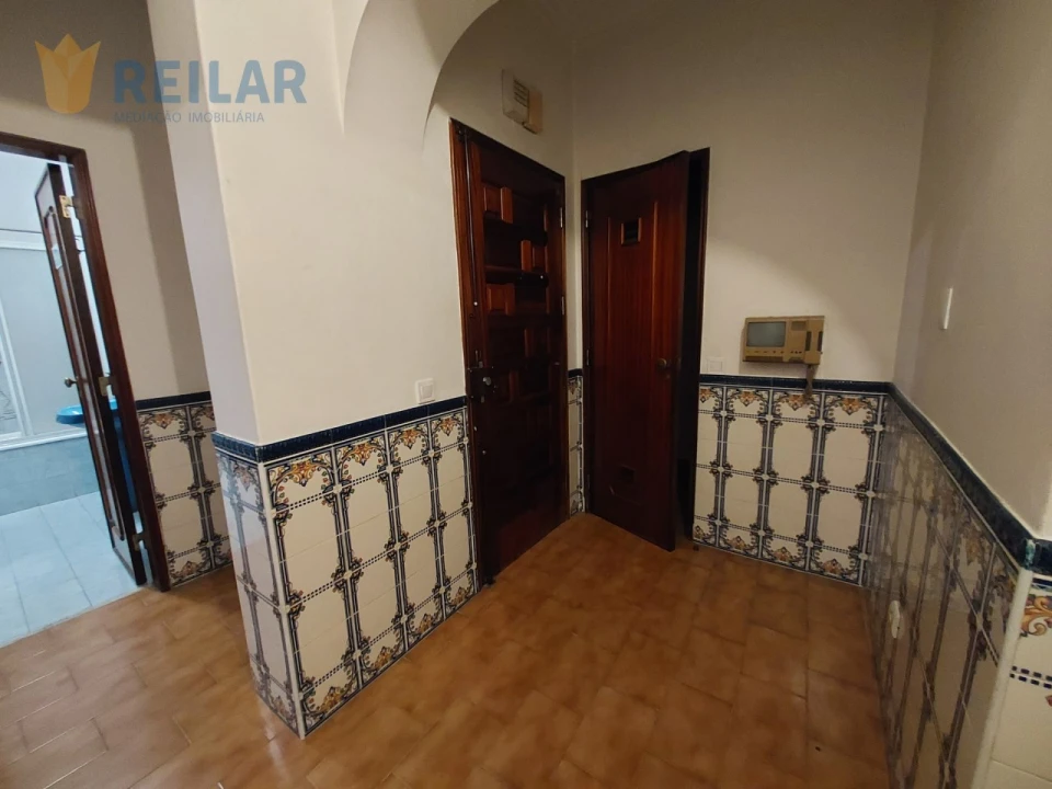 Apartamento T2 para Arrendamento em Santa Iria de Azoia, São João da Talha e Bobadela Foto 13