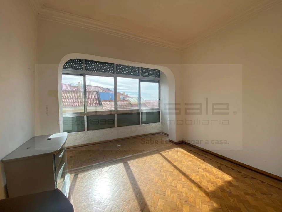 Apartamento T2 para Venda em Falagueira-Venda Nova Foto 2