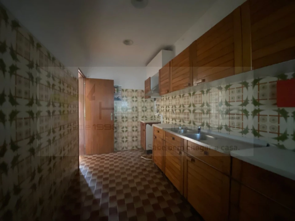 Apartamento T2 para Venda em Falagueira-Venda Nova Foto 24