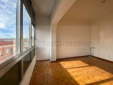 Apartamento T2 para Venda em Falagueira-Venda Nova