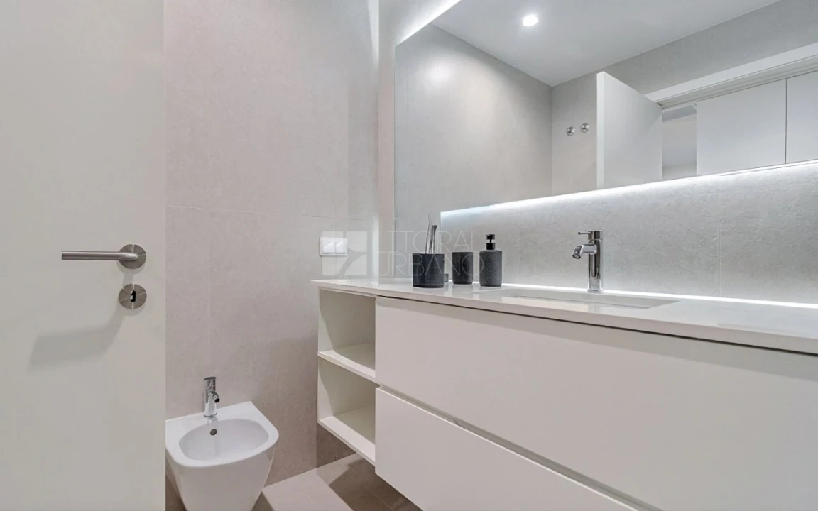 Apartamento T3 para Venda em Santa Marinha e São Pedro da Afurada Foto 15