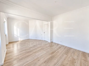 Apartamento T2 para Venda em São Vicente