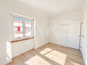 Apartamento T2 para Venda em São Vicente