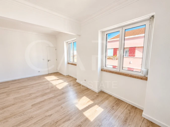 Apartamento T2 para Venda em São Vicente Foto 2