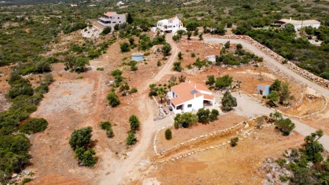 Moradia T4 para Venda em Moncarapacho e Fuseta