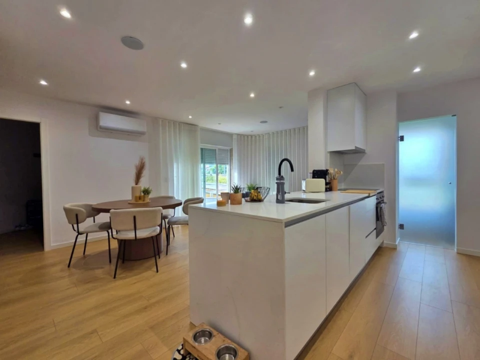 Apartamento T2 para Venda em Ermesinde Foto 1