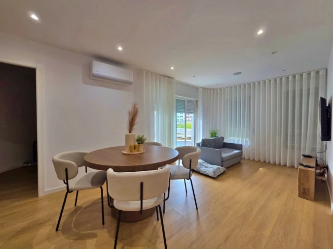 Apartamento T2 para Venda em Ermesinde Foto 2
