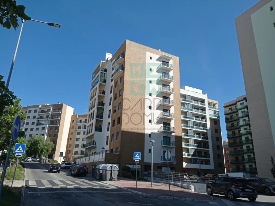 Loja para Venda em Odivelas Foto 24