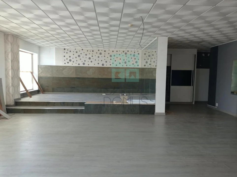 Loja para Venda em Odivelas Foto 5