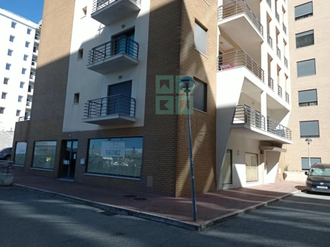 Loja para Venda em Odivelas Foto 23
