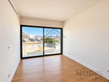 Apartamento T2 para Venda em Estômbar e Parchal