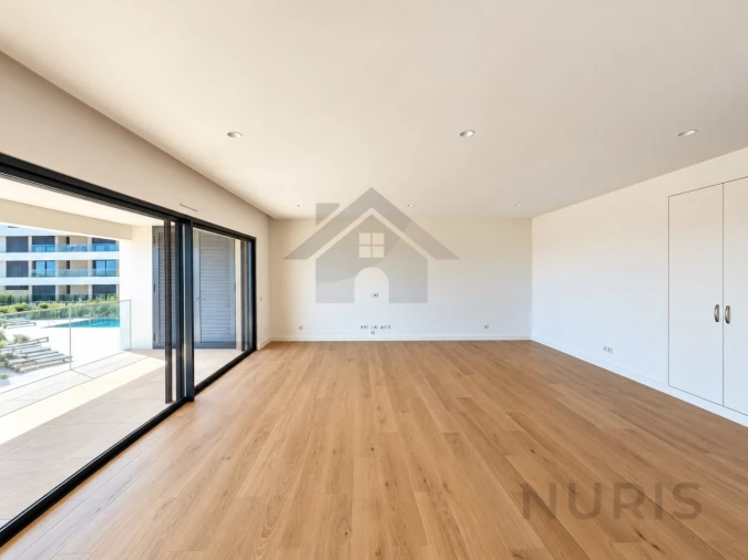 Apartamento T2 para Venda em Estômbar e Parchal Foto 3