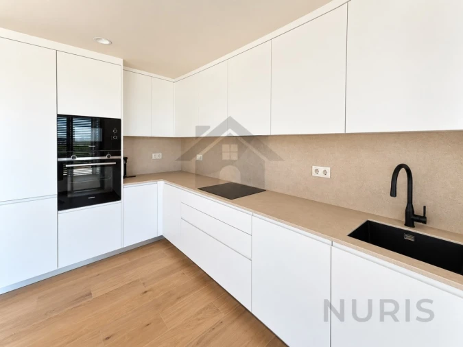 Apartamento T2 para Venda em Estômbar e Parchal Foto 4